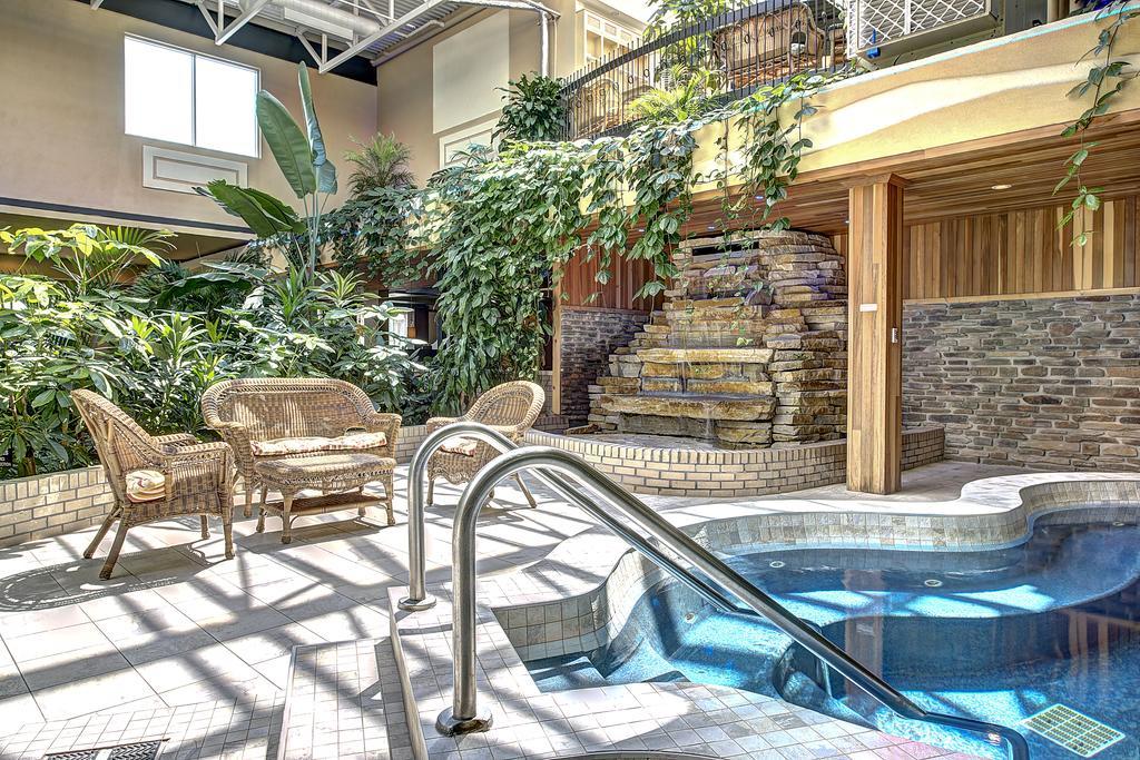 Hotel L'Oiseliere モンマニー エクステリア 写真