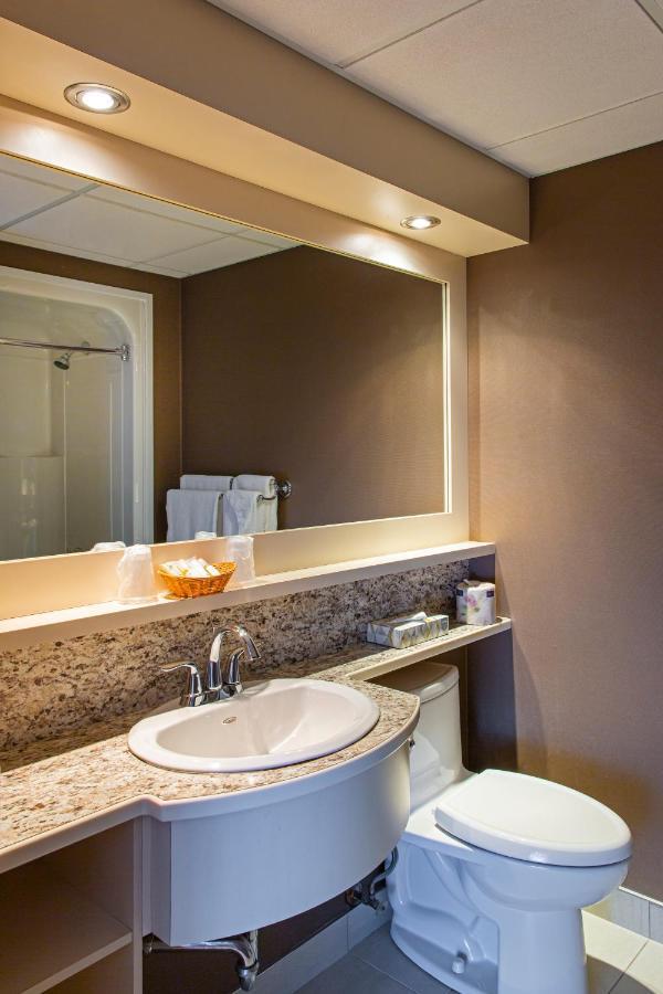 Hotel L'Oiseliere モンマニー エクステリア 写真