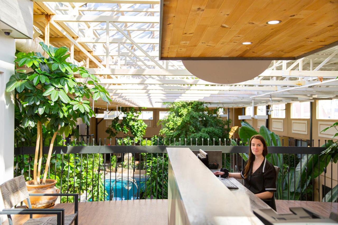 Hotel L'Oiseliere モンマニー エクステリア 写真